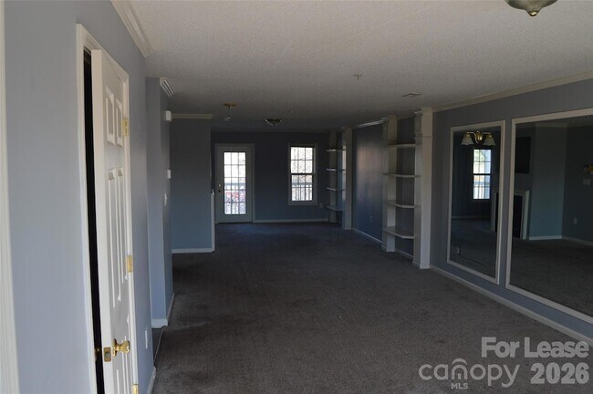 Building Photo - 110 Steam Engine Dr