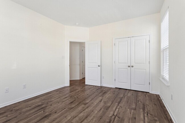 Building Photo - Quarterpath at Williamsburg – Two Primary Suites