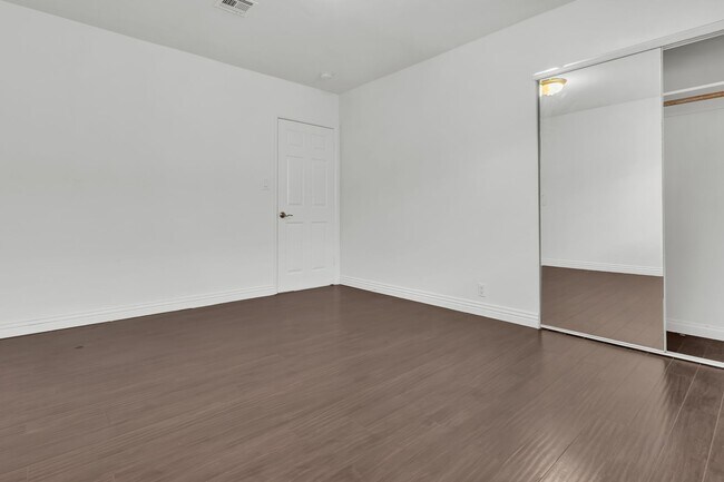 Building Photo - 4818 138th St