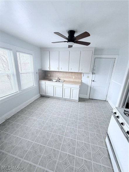 Building Photo - 14011 Glendale Ave