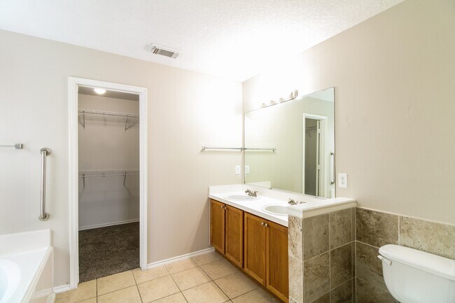 Building Photo - 14954 Sugar Sweet Dr