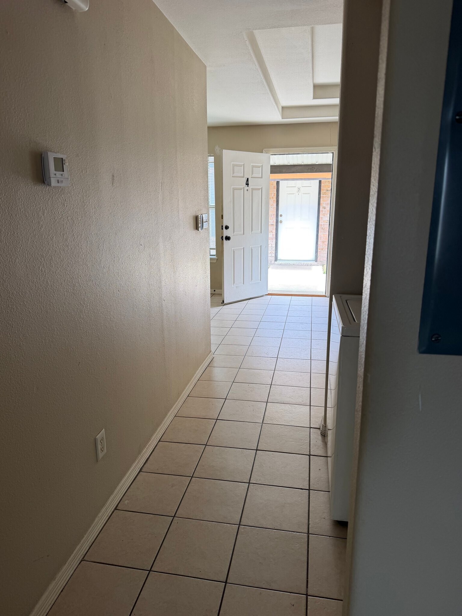 Building Photo - 610 San Antonio Ave