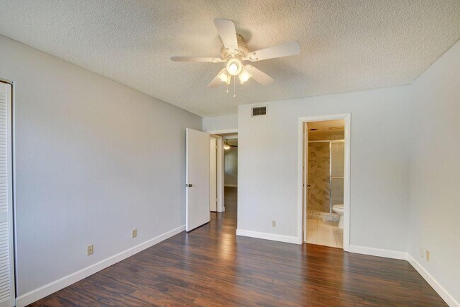 Building Photo - 4844 Sable Pine Cir