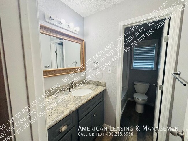 Building Photo - 4212 Briarhill-