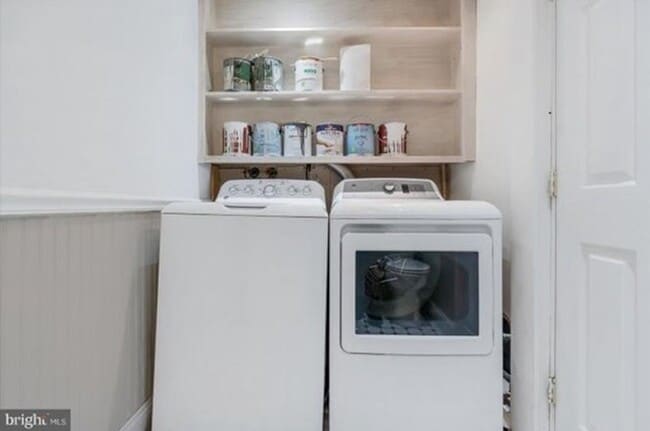 Building Photo - Enchanting Fells Point SFH 2bd/1.5ba w/ CAC, Modern Features, W/D and more! Available 3/1