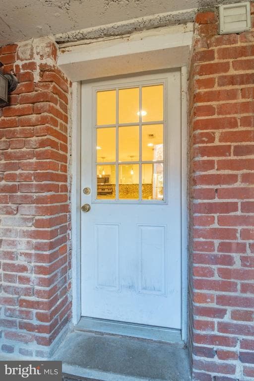 Building Photo - 1459 Chapin St NW