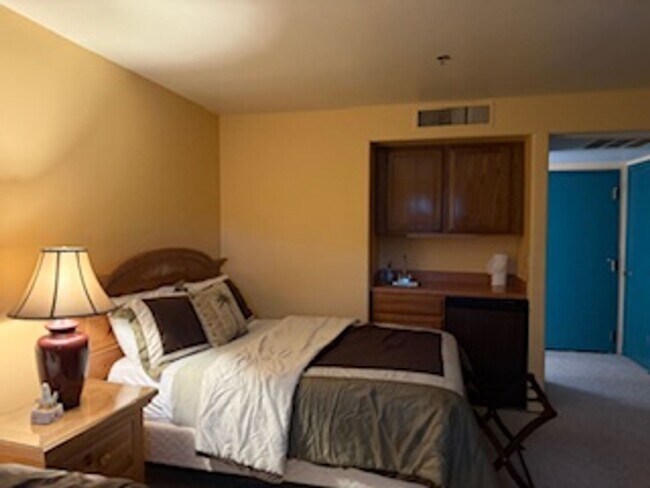 Building Photo - SINGLE LEVEL FURNISHED CASITA IN STARR PASS
