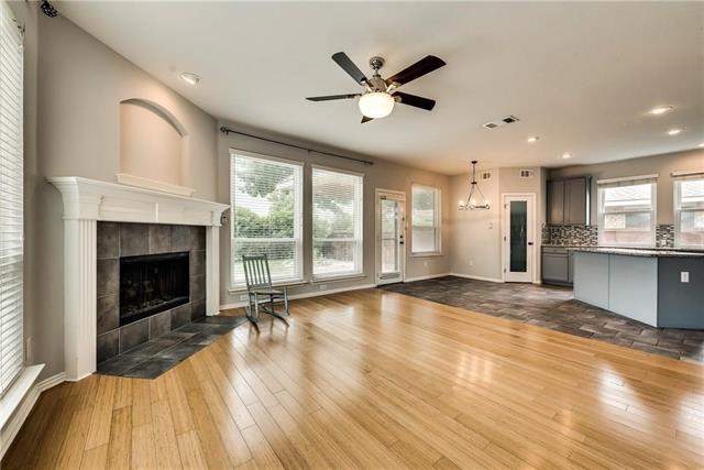 Building Photo - 1439 Royal Oaks Dr