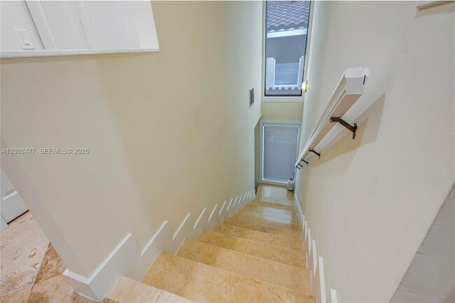 Building Photo - 3141 Day Ave