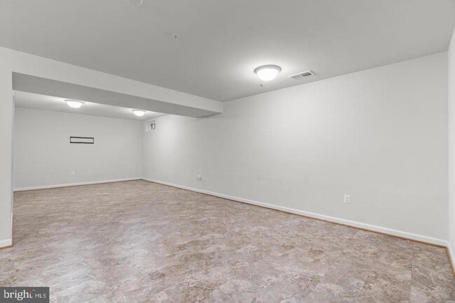 Building Photo - 4986 Windpower Way