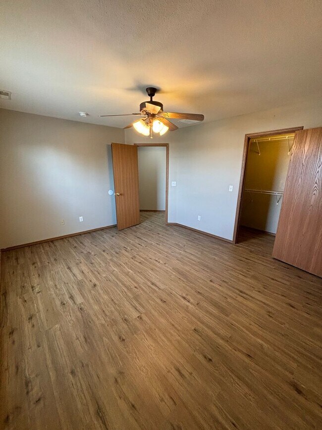 Building Photo - 4317-4319 Morgan Ct