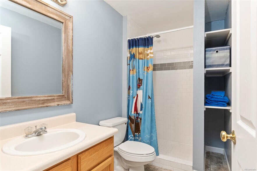 Building Photo - 14126 Petrel Dr