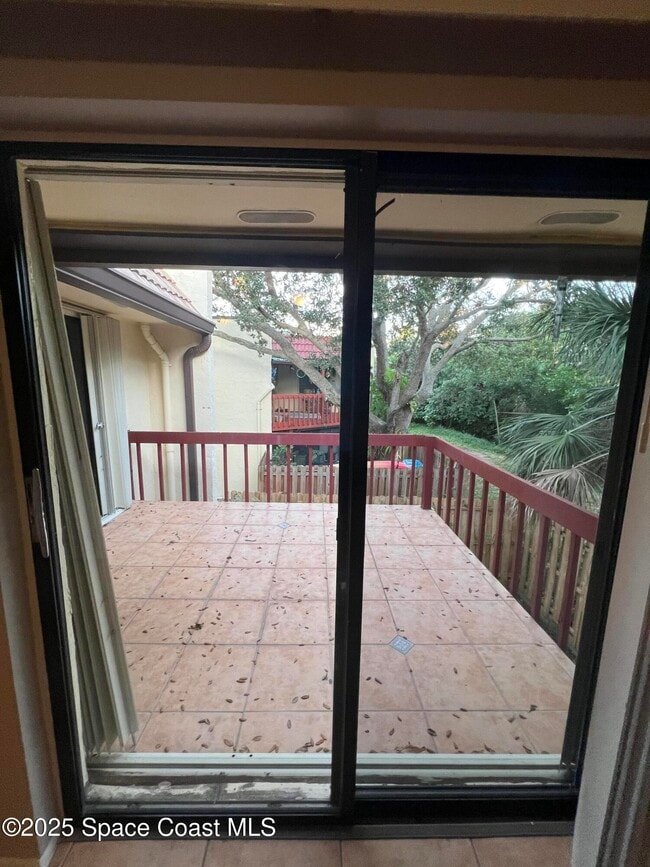 Building Photo - 8716 Hibiscus Ct