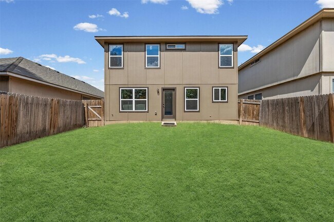Building Photo - 7115 Thannas Way