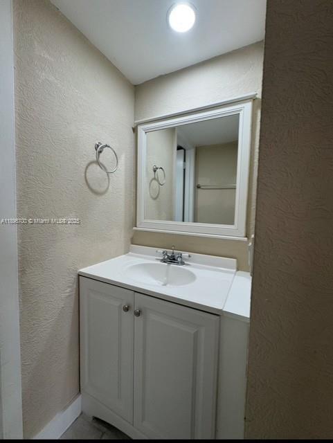 Building Photo - 10500 SW 108th Ave