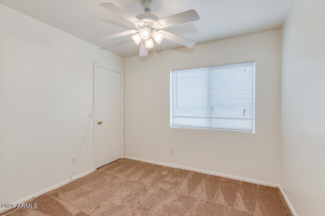 Building Photo - 4432 N 113th Dr