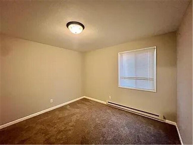 Building Photo - 1505 Ward Ave.