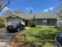 Building Photo - 14907 SW 139th Pl