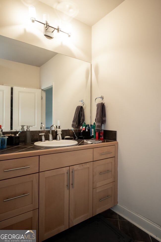 Building Photo - 118 Ruth Dr