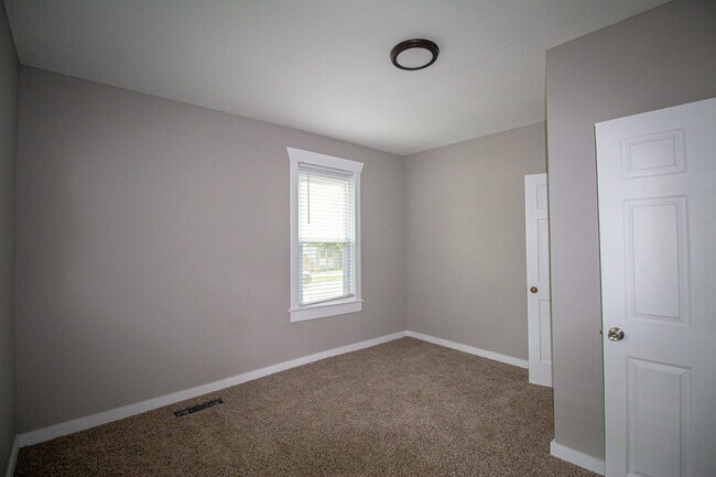 Building Photo - Single-Family Home in the Worley Street-Park Neighborhood