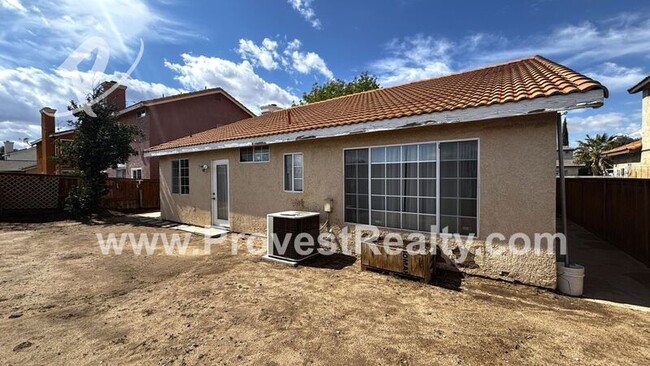Building Photo - 12549 Loma Verde Dr