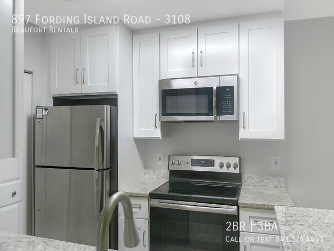 Building Photo - 897 Fording Island Rd