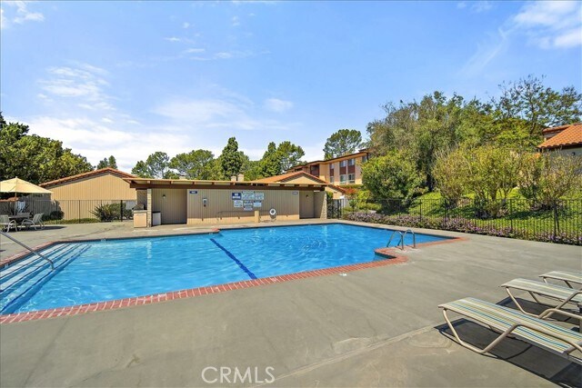 Building Photo - 5927 Armaga Spring Rd