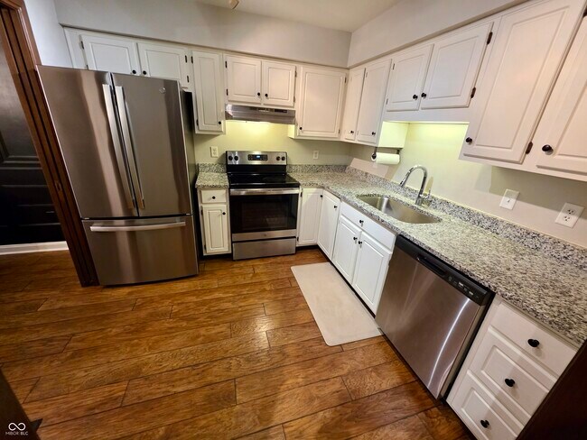 Building Photo - 9746 Revere Way