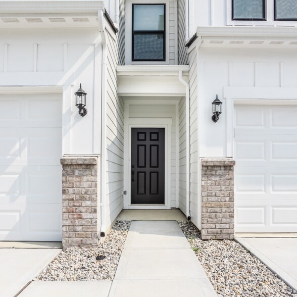 Building Photo - 10918 Morab Dr