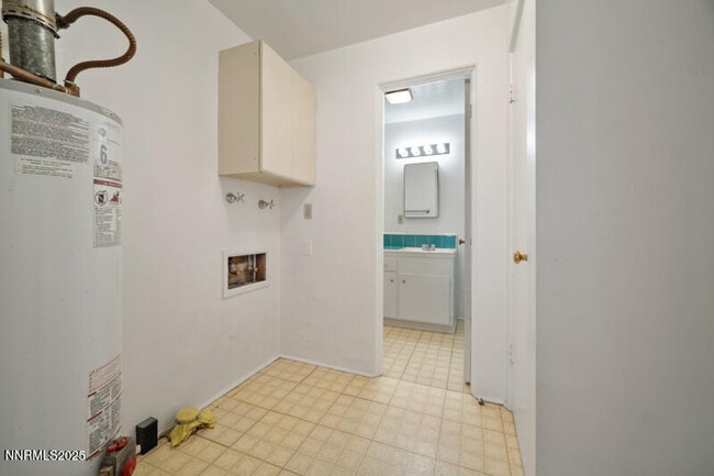 Building Photo - 1245 Plumas St