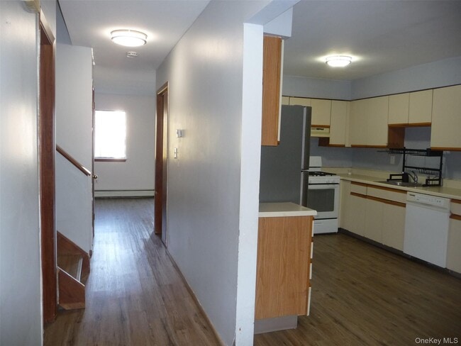 Building Photo - 39 Cedar Ct