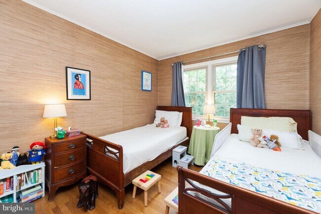Building Photo - Come see what McLean has to offer you with...