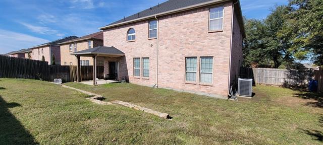 Building Photo - 610 Port Royale Way
