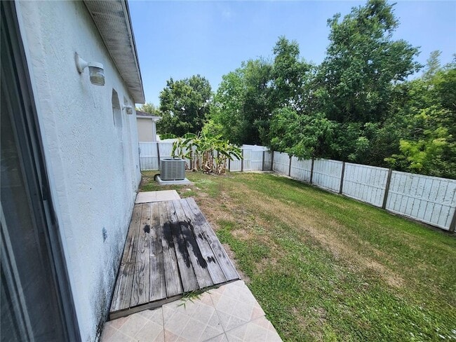 Building Photo - 3243 Hunters Chase Loop