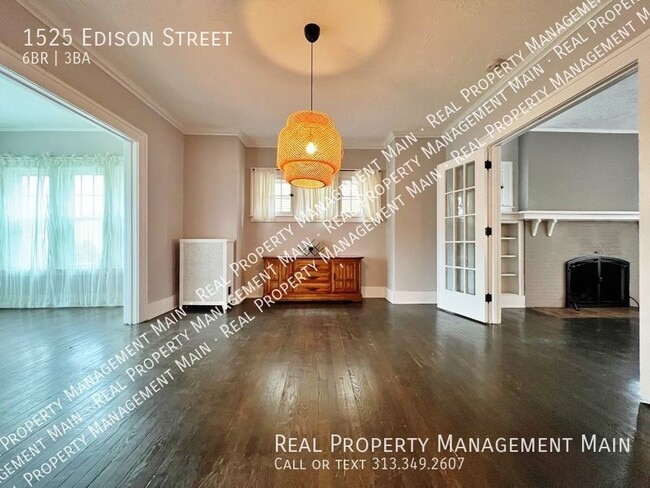 Building Photo - 1525 Edison St