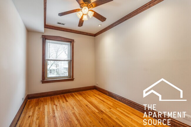 Building Photo - 4305 N Richmond St