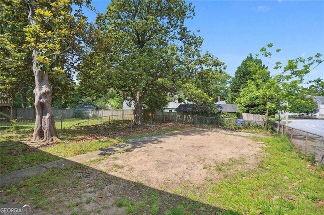 Building Photo - 203 Winter Ave