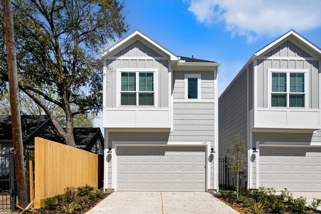 Building Photo - 1127 E 23rd St