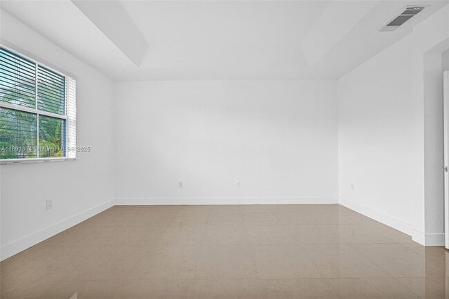 Building Photo - 12172 SW 122nd Ct