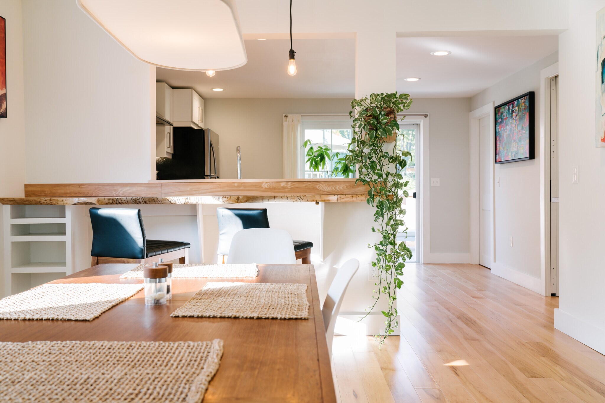 Dining room - 80 Maple St