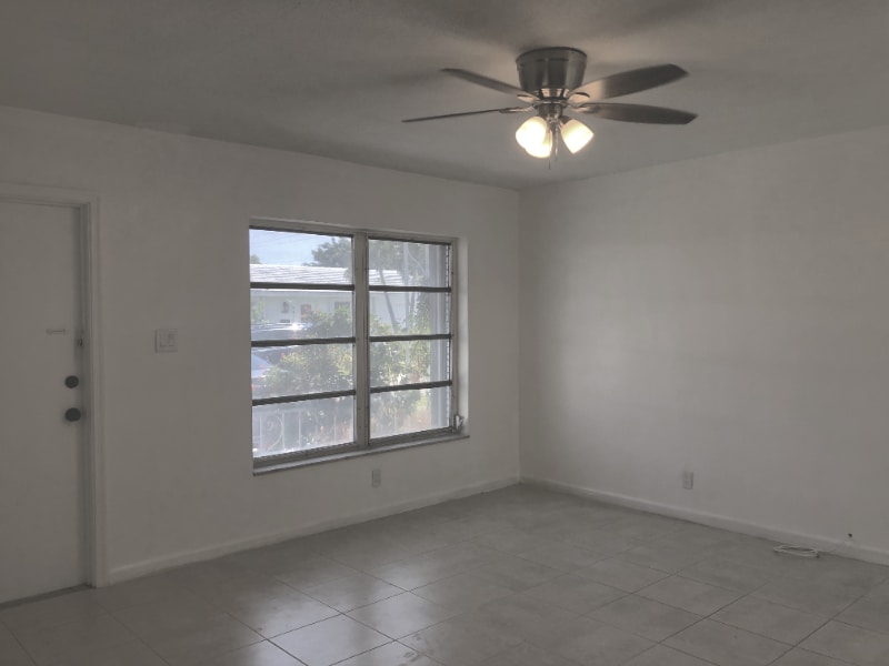 Building Photo - 8409 NW 59th Ct