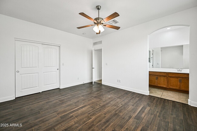 Building Photo - 4831 S Turbine