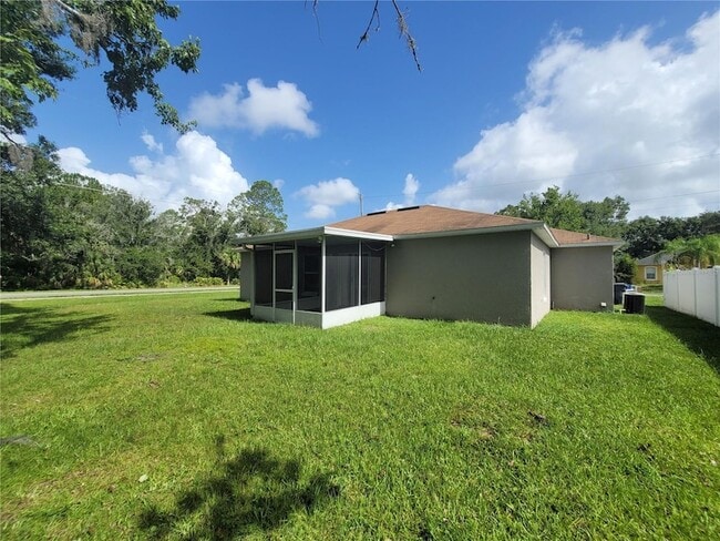 Building Photo - 723 Bobolink Ct