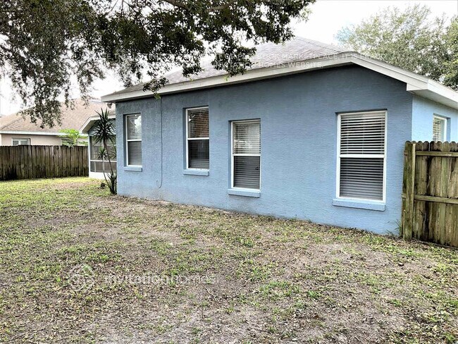 Building Photo - 315 Sabal Springs Ct