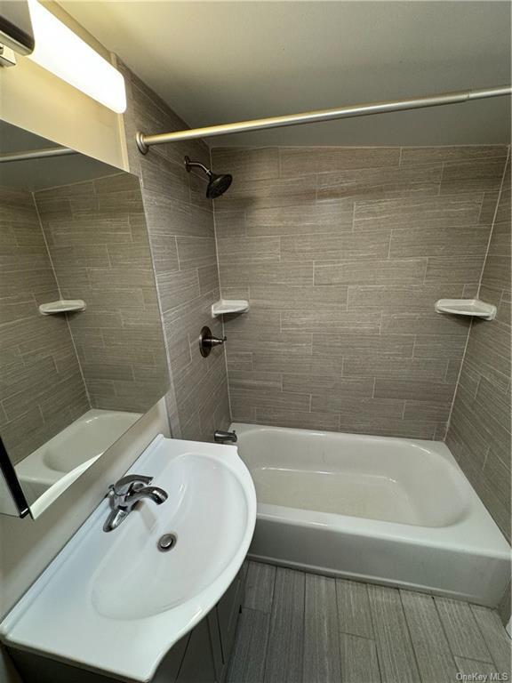 Building Photo - 74 Yankee Folly Rd