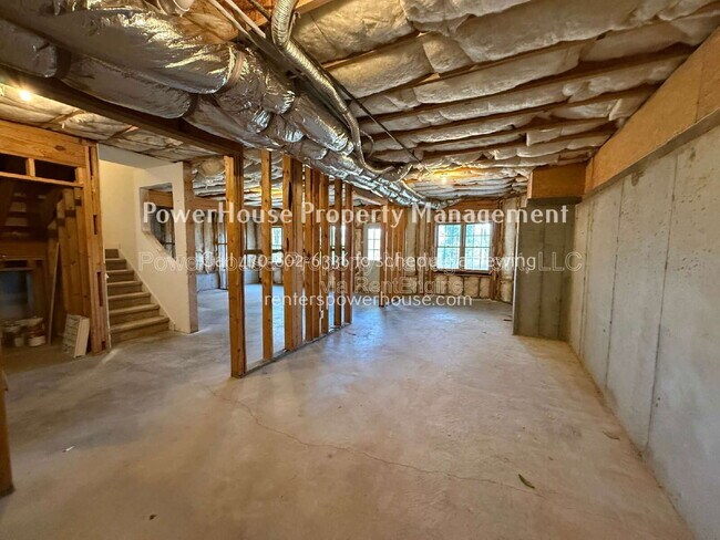 Building Photo - 6146 Queens River Dr