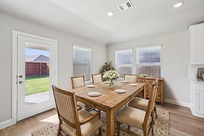 Building Photo - 409 Midnight Oak Dr