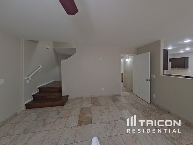Building Photo - 42028 W Sunland Dr