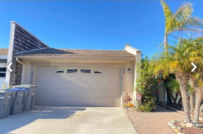 Building Photo - Stunning Waterfront Living in Mandalay Bay – 2 Bed + 2 Bath with Private Dock