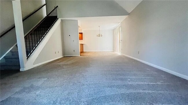 Building Photo - 441 Ayrault Rd